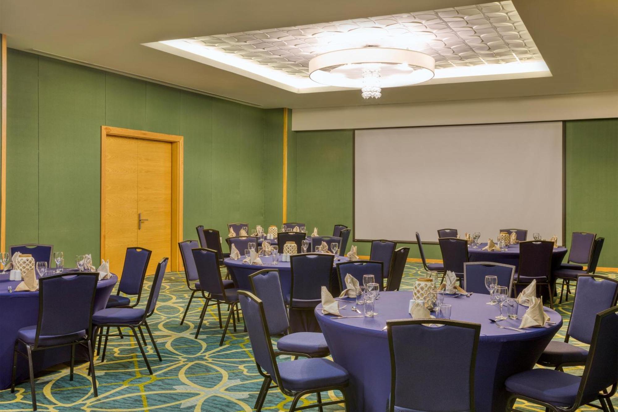 Four Points By Sheraton Cancun Centro Екстериор снимка